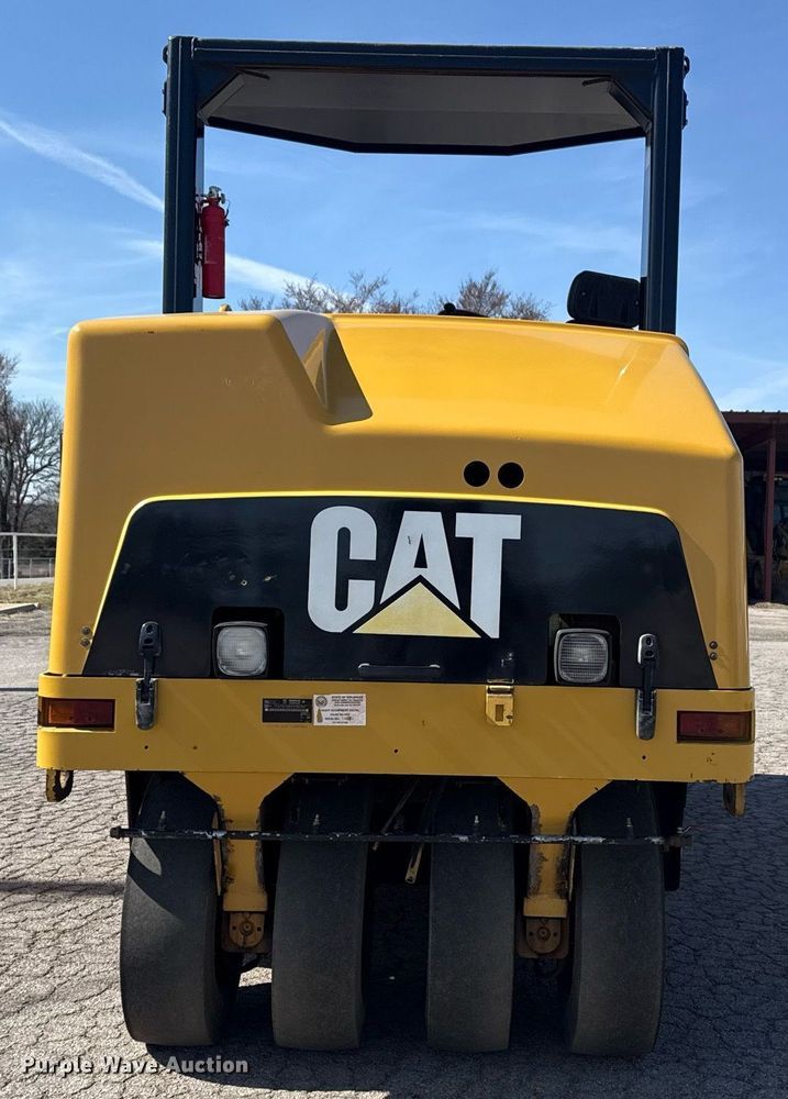 image for item DM5578 2008 Caterpillar PS150C pneumatic roller