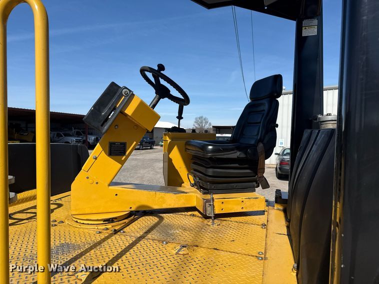 image for item DM5578 2008 Caterpillar PS150C pneumatic roller