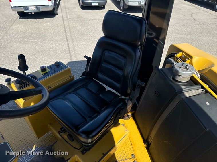 image for item DM5578 2008 Caterpillar PS150C pneumatic roller