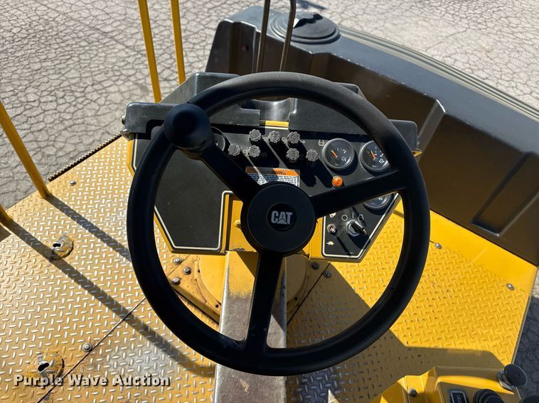 image for item DM5578 2008 Caterpillar PS150C pneumatic roller