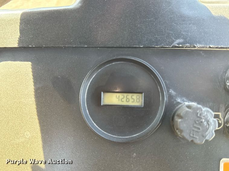 image for item DM5578 2008 Caterpillar PS150C pneumatic roller