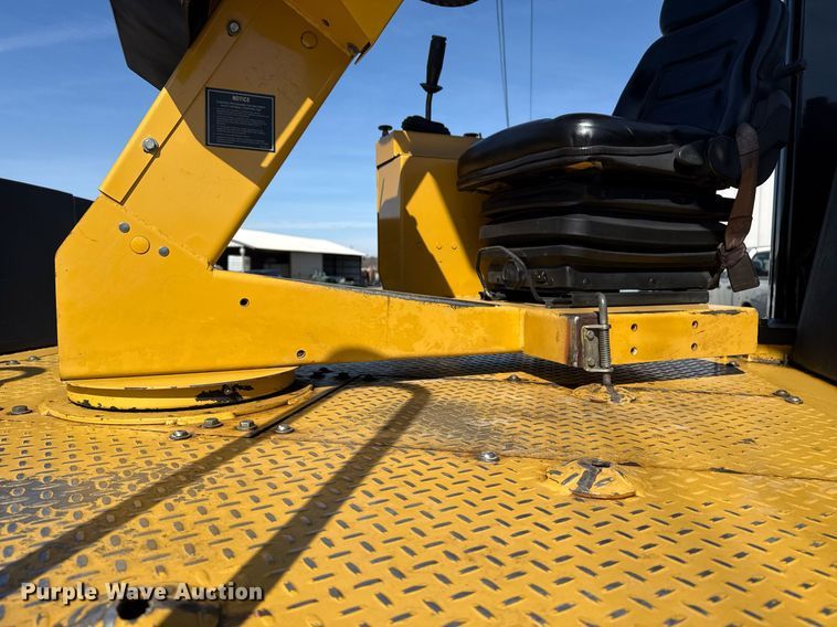 image for item DM5578 2008 Caterpillar PS150C pneumatic roller