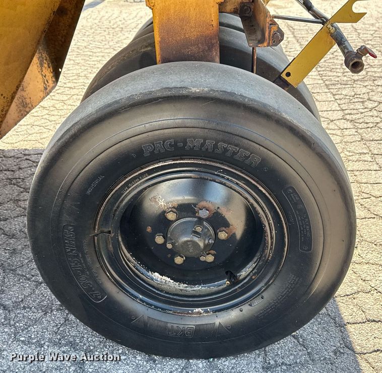 image for item DM5578 2008 Caterpillar PS150C pneumatic roller