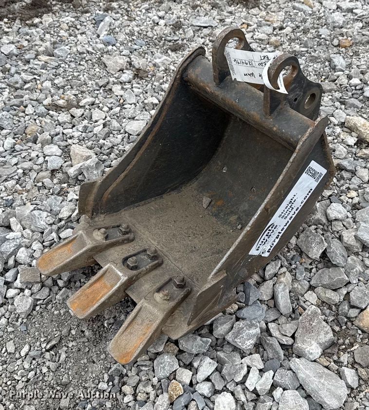 image for item DM5598 Bobcat excavator bucket