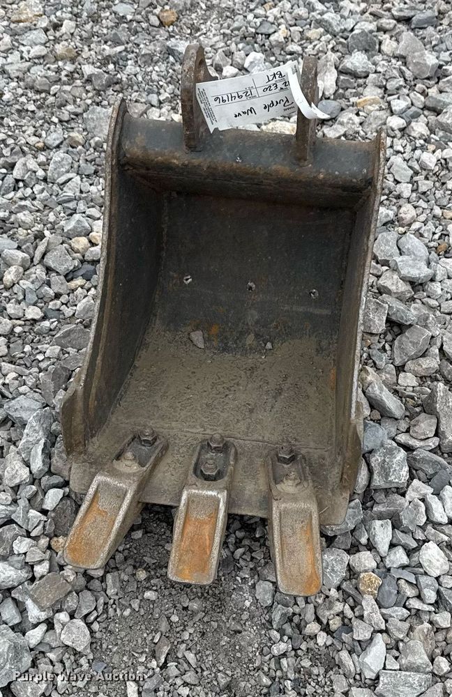 image for item DM5598 Bobcat excavator bucket