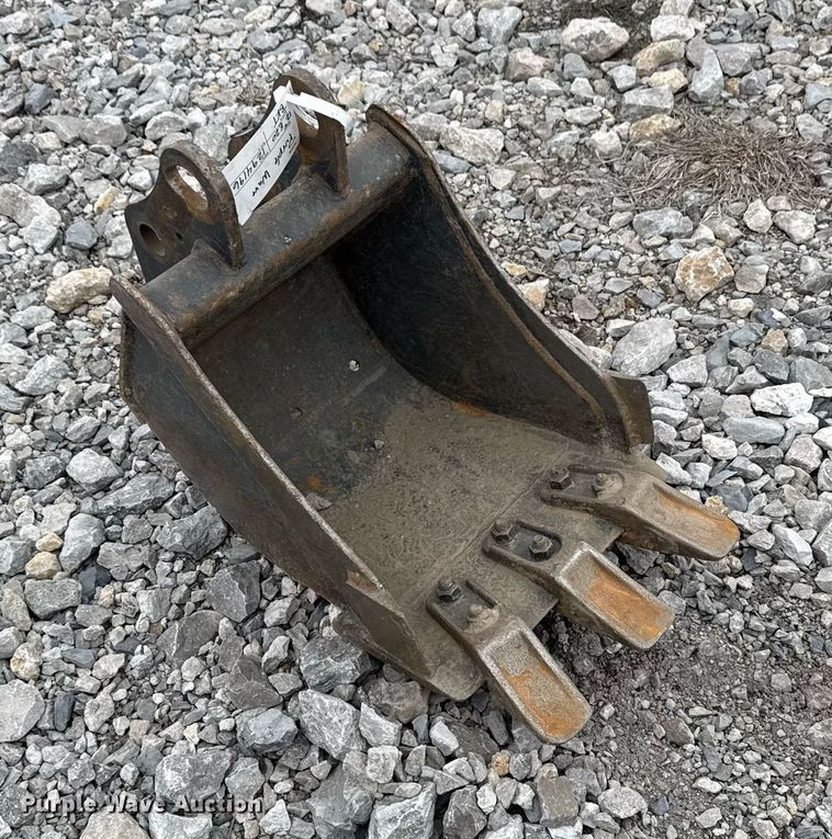 image for item DM5598 Bobcat excavator bucket