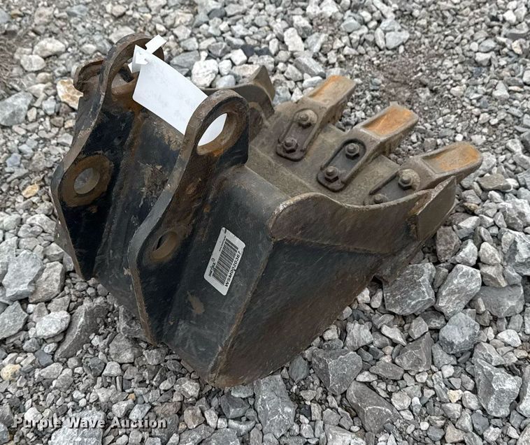 image for item DM5598 Bobcat excavator bucket