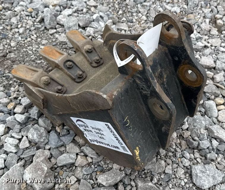 image for item DM5598 Bobcat excavator bucket