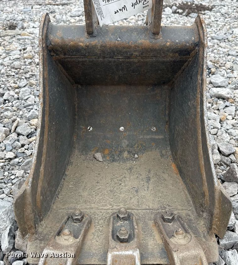 image for item DM5598 Bobcat excavator bucket