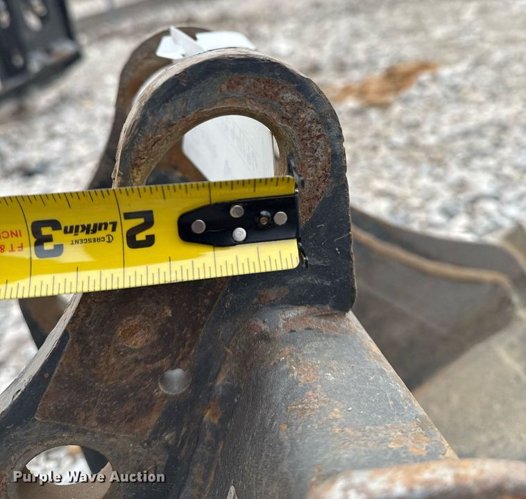 image for item DM5598 Bobcat excavator bucket