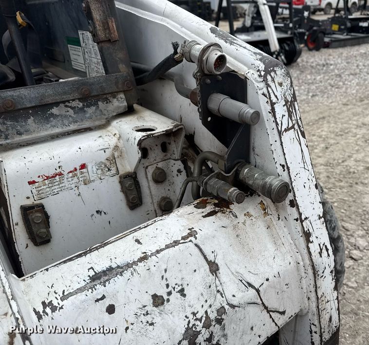 image for item DM5600 1998 Bobcat 863 skid steer loader