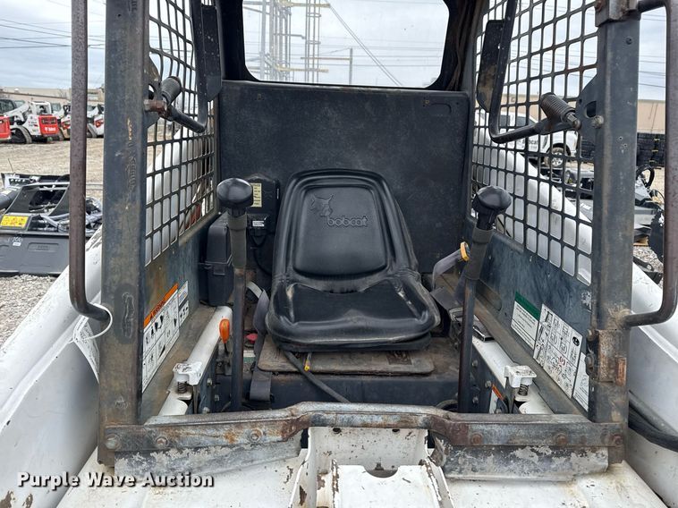 image for item DM5600 1998 Bobcat 863 skid steer loader