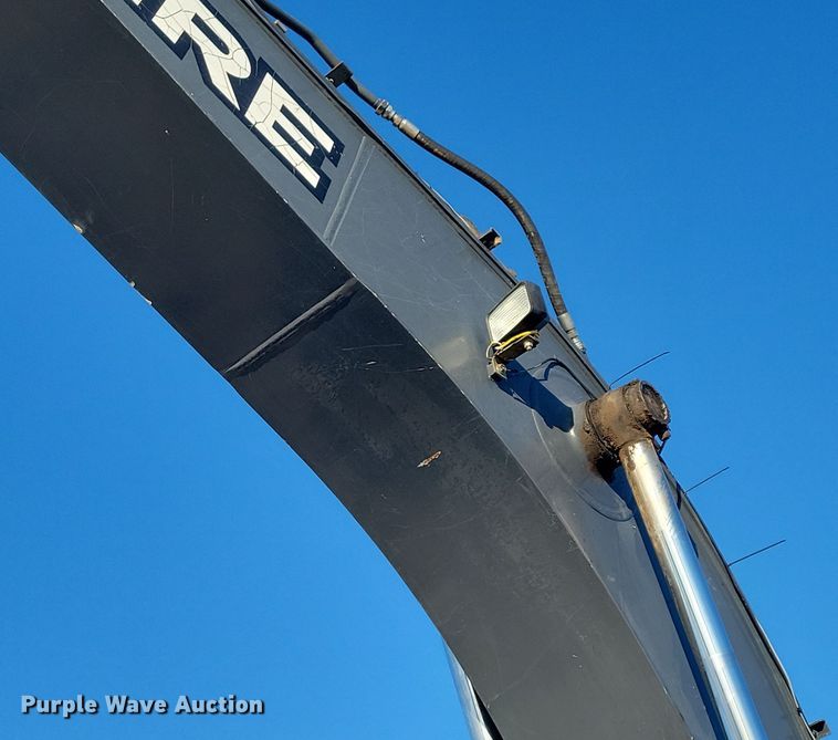 image for item DN3688 2006 John Deere  350D LC excavator