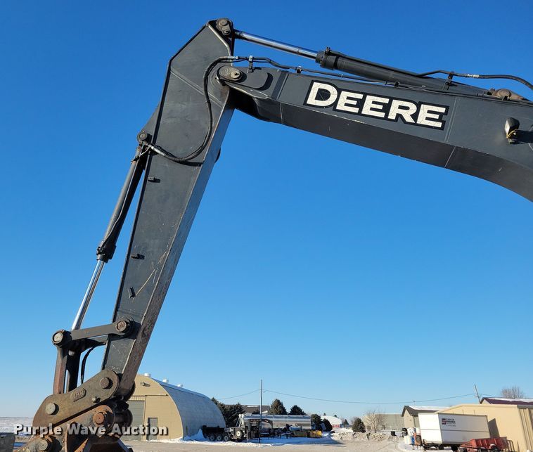 image for item DN3688 2006 John Deere  350D LC excavator