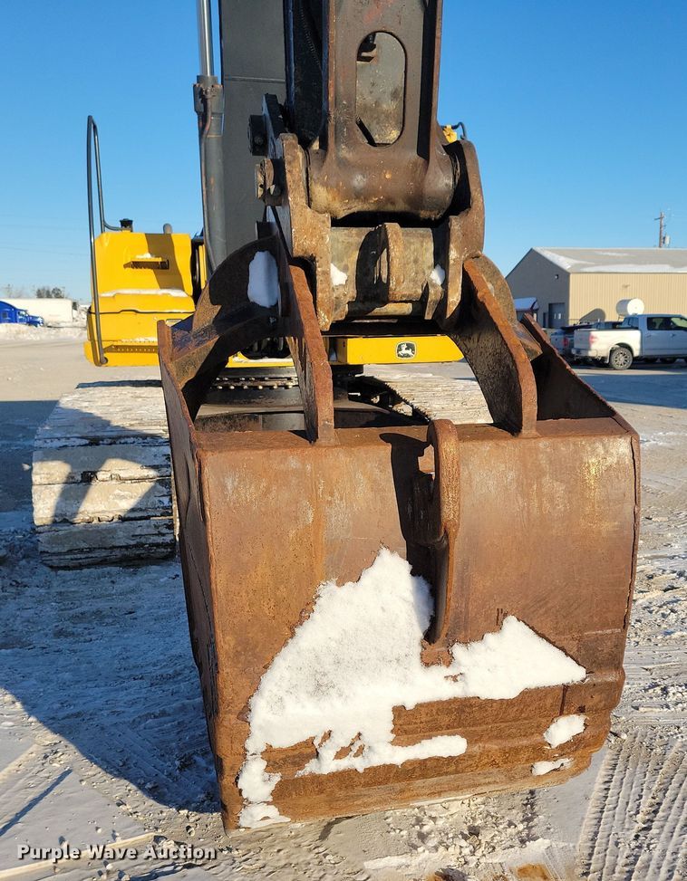 image for item DN3688 2006 John Deere  350D LC excavator