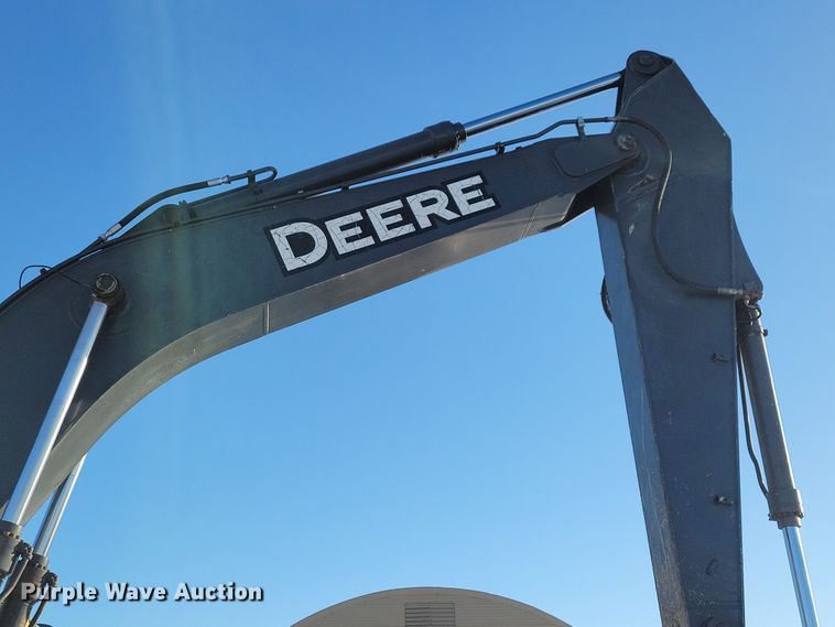 image for item DN3688 2006 John Deere  350D LC excavator