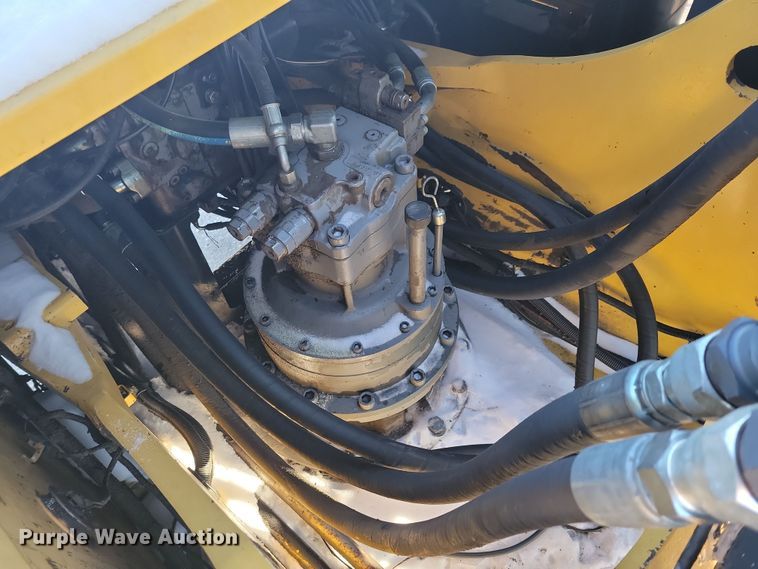 image for item DN3688 2006 John Deere  350D LC excavator