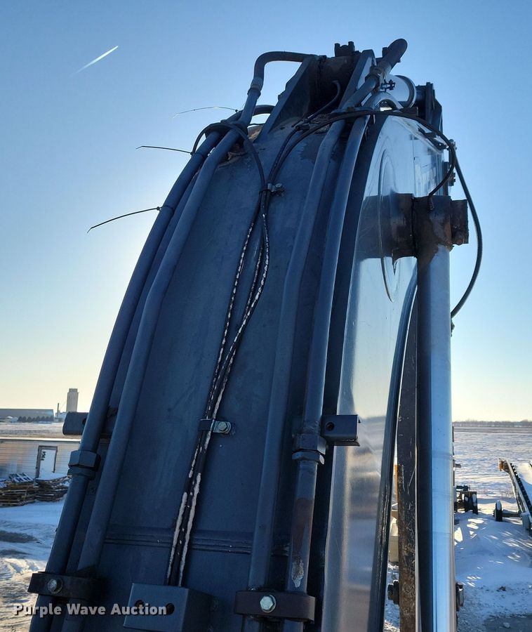 image for item DN3688 2006 John Deere  350D LC excavator