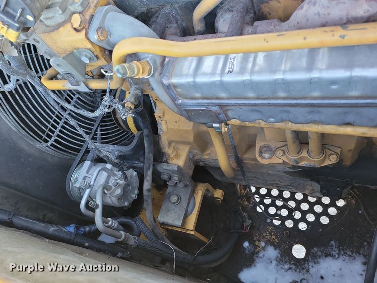 image for item DN3688 2006 John Deere  350D LC excavator