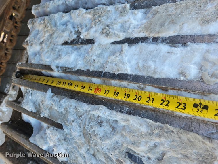 image for item DN3688 2006 John Deere  350D LC excavator