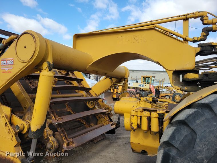 image for item DN3691 1968 Michigan 210H elevating scraper