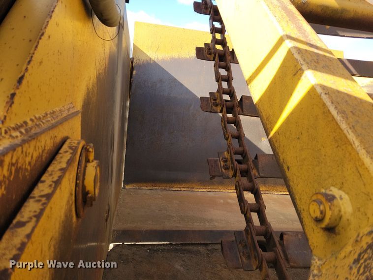 image for item DN3691 1968 Michigan 210H elevating scraper