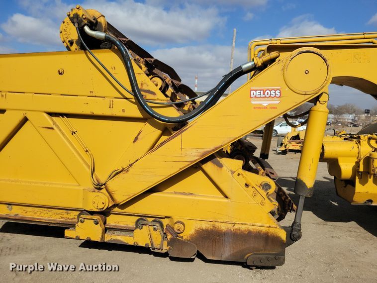 image for item DN3691 1968 Michigan 210H elevating scraper