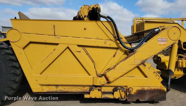 image for item DN3691 1968 Michigan 210H elevating scraper