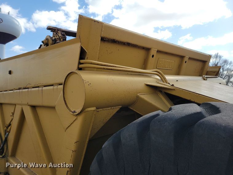 image for item DN3691 1968 Michigan 210H elevating scraper