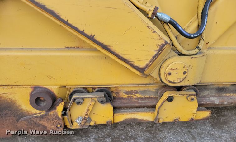 image for item DN3691 1968 Michigan 210H elevating scraper