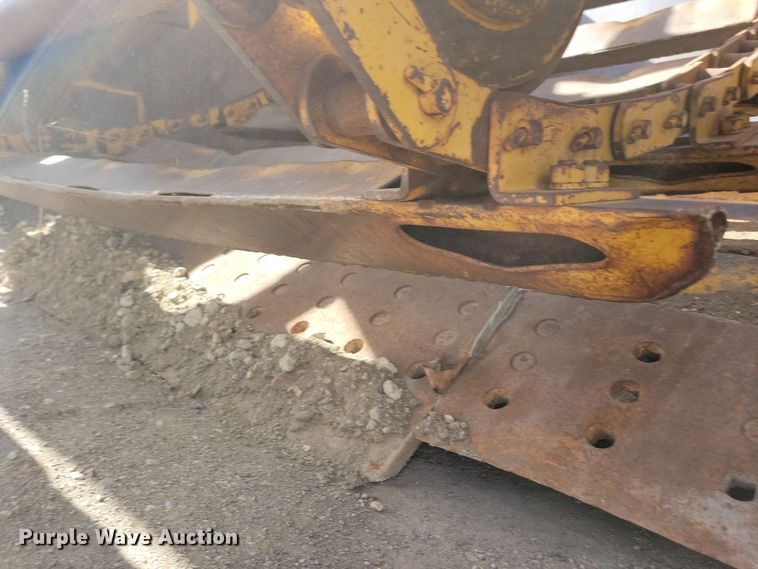 image for item DN3691 1968 Michigan 210H elevating scraper