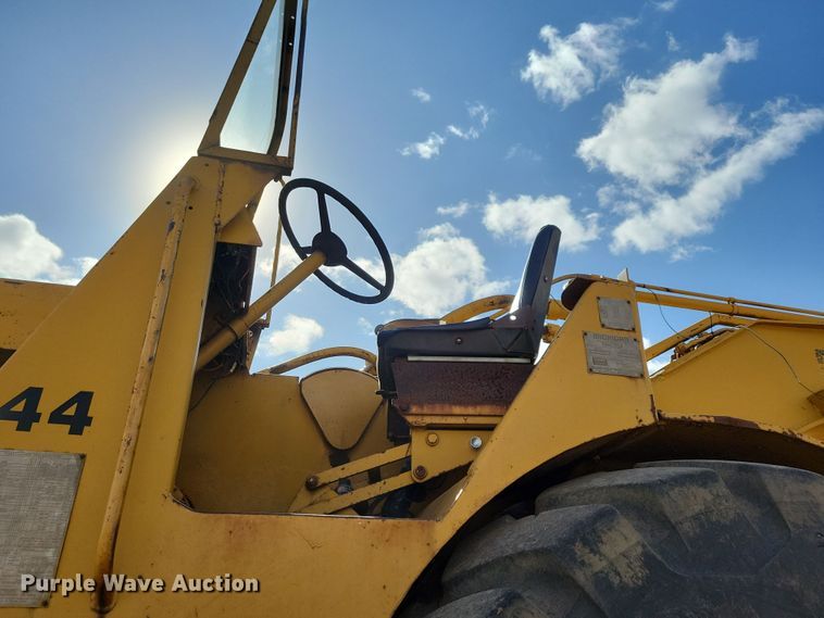 image for item DN3691 1968 Michigan 210H elevating scraper