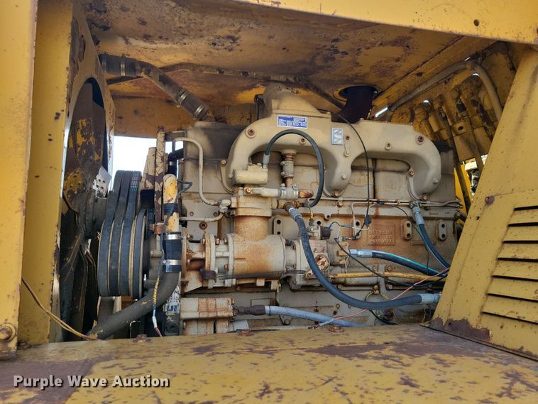 image for item DN3691 1968 Michigan 210H elevating scraper