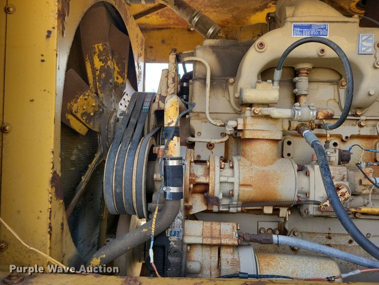 image for item DN3691 1968 Michigan 210H elevating scraper