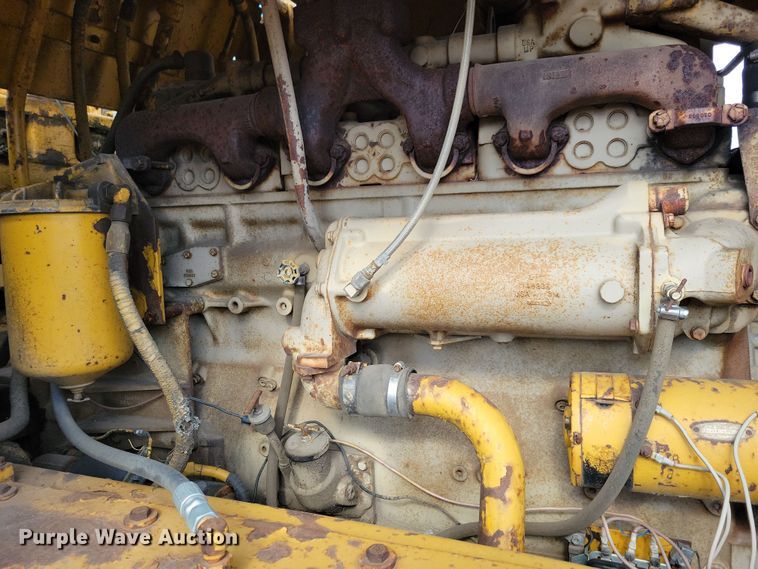 image for item DN3691 1968 Michigan 210H elevating scraper