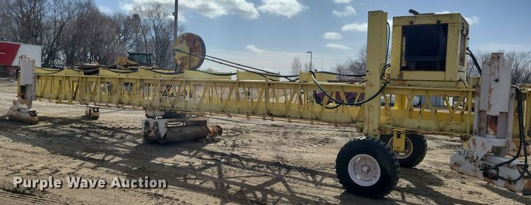 image for item DN3692 Gomaco PAV 65 Drum finisher bridge deck finisher