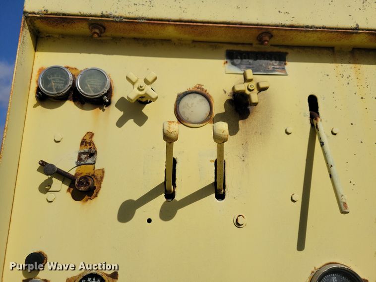 image for item DN3692 Gomaco PAV 65 Drum finisher bridge deck finisher