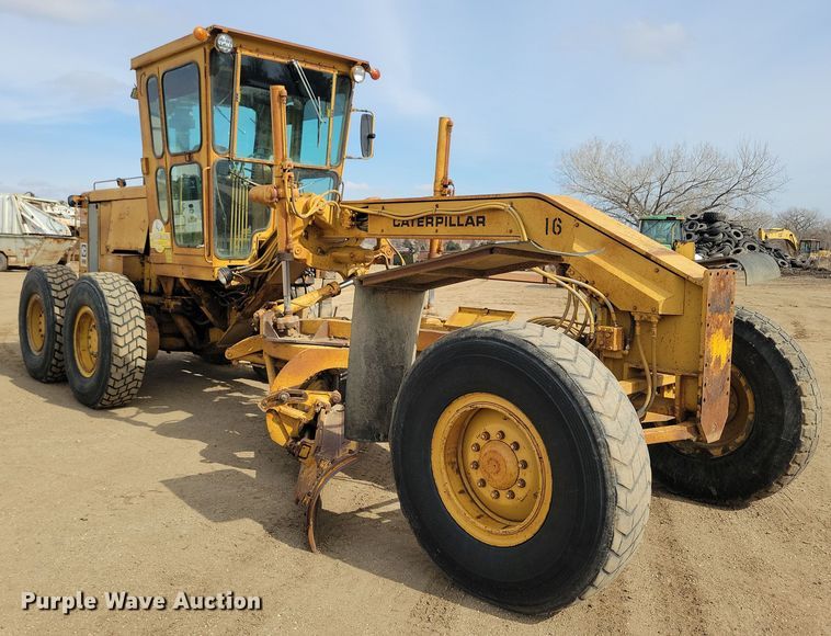 image for item DN3702 1975 Caterpillar  140G motor grader