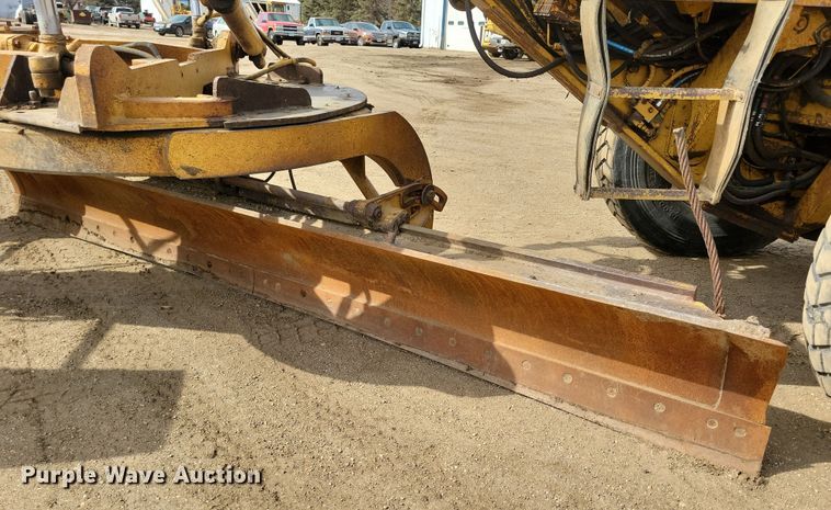 image for item DN3702 1975 Caterpillar  140G motor grader