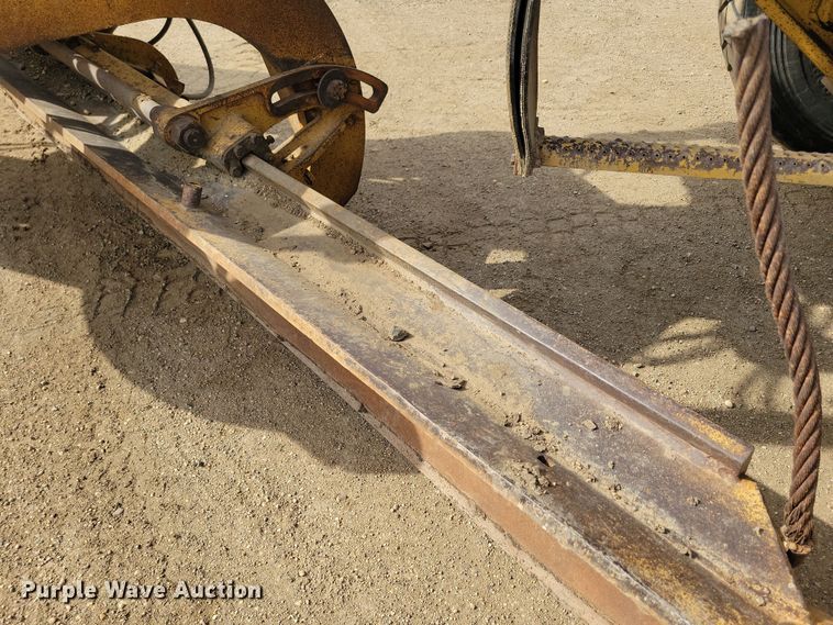 image for item DN3702 1975 Caterpillar  140G motor grader