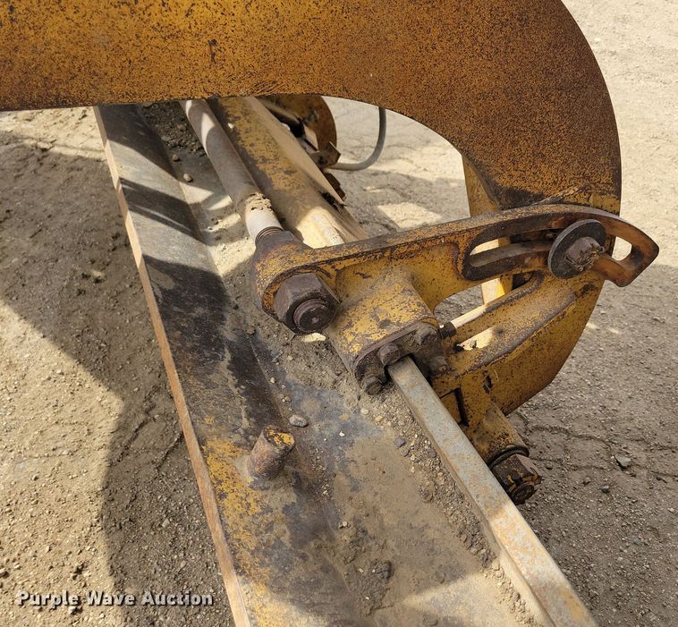 image for item DN3702 1975 Caterpillar  140G motor grader