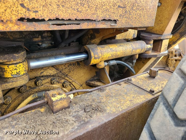 image for item DN3702 1975 Caterpillar  140G motor grader