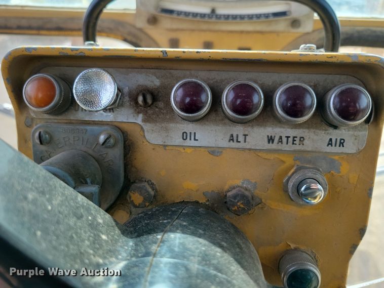 image for item DN3702 1975 Caterpillar  140G motor grader