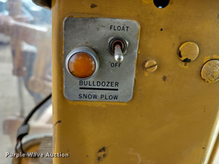 image for item DN3702 1975 Caterpillar  140G motor grader