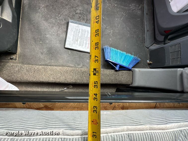 image for item DO0278 2017 Peterbilt 579 semi truck