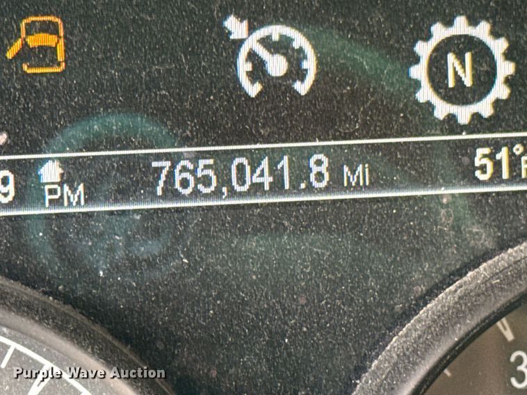 image for item DO0278 2017 Peterbilt 579 semi truck