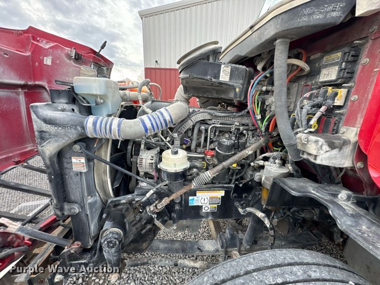 image for item DO0278 2017 Peterbilt 579 semi truck