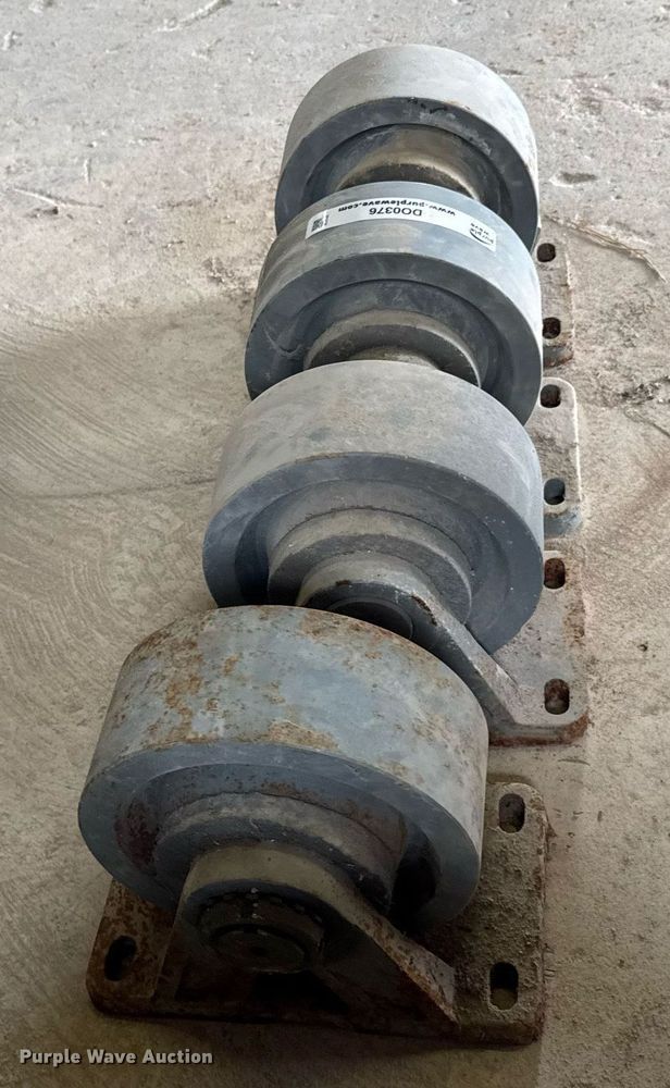 image for item DO0376  (4) Kimble mixer drum rollers