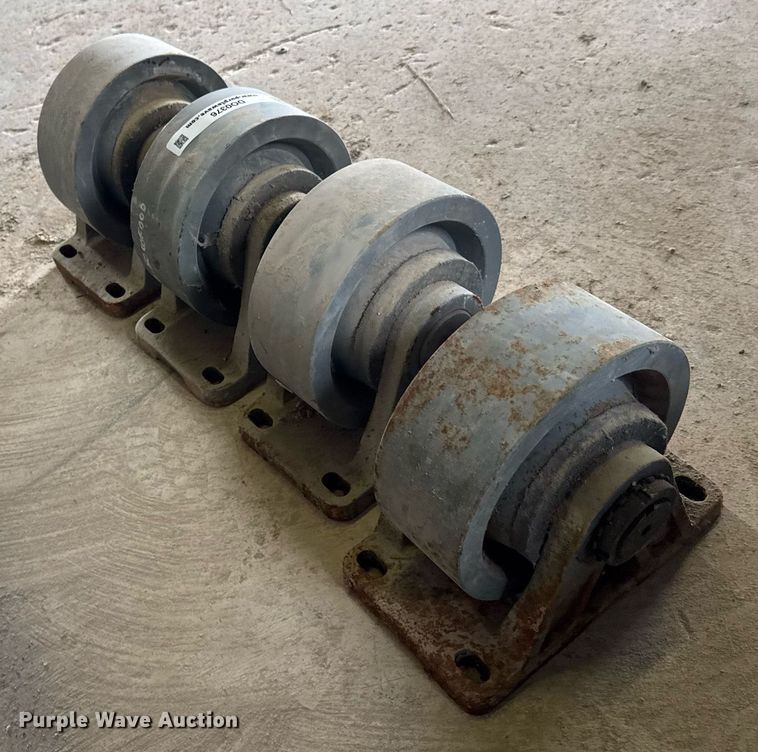 image for item DO0376  (4) Kimble mixer drum rollers