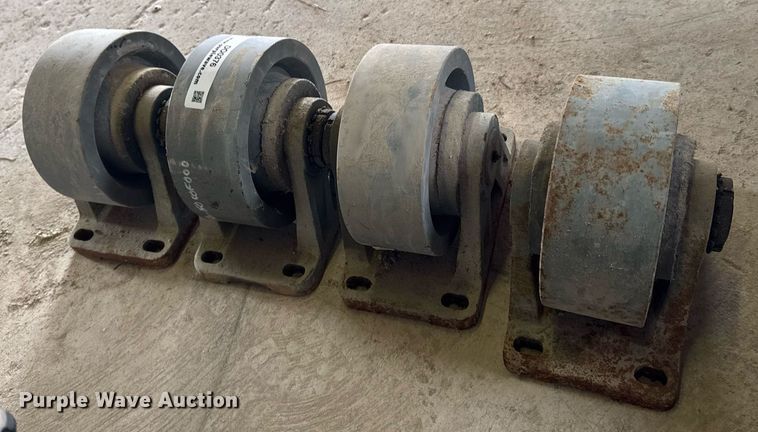 image for item DO0376  (4) Kimble mixer drum rollers